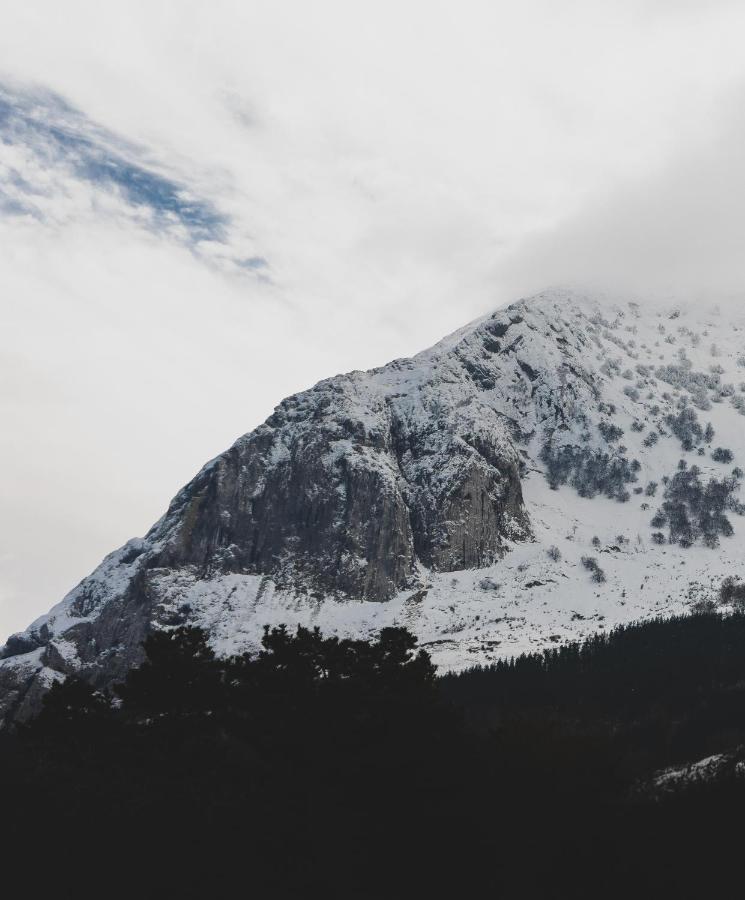 Mendigoikoa Bekoa Hotel Axpe de Busturia Bagian luar foto